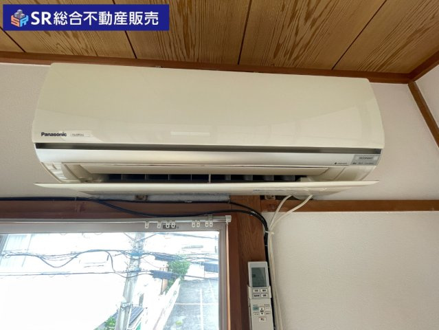 横小路町1丁目中古戸建の寝室|2面採光の明るいお部屋です！寝室にいかがでしょうか