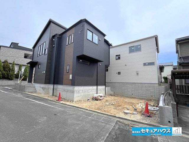 【本日ご案内可能】東海市加木屋町鎌吉良根　全2棟の外観|【1号棟　現地外観写真】
■株式会社　セキュアハウス■
住宅ローンに強く、知識、経験豊富なスタッフ在籍
お客様に寄り添い、ご成約後もサポート致します。　　　　　　　　　　　　　　　　　　　　　　　　　