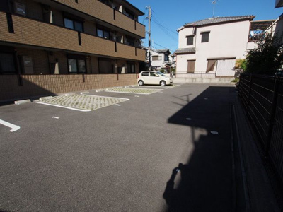 【駐車場】 | ヴィラ　クエンティ