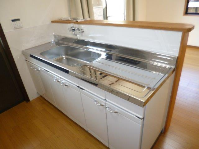 福島星島貸家のキッチン