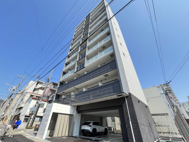 プロヴィスタ神戸三宮EASTの外観
