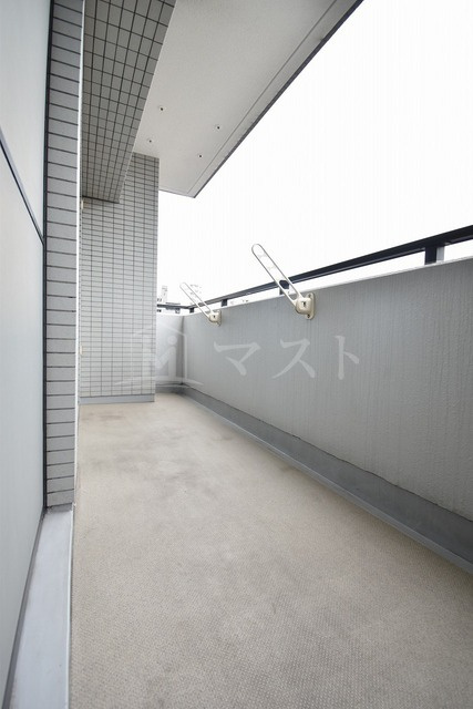 グレイスコート上本町のバルコニー
