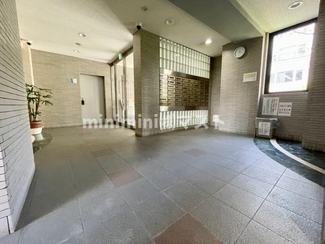 グレイスコート上本町のロビー
