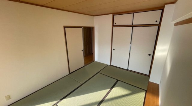 【寝室】