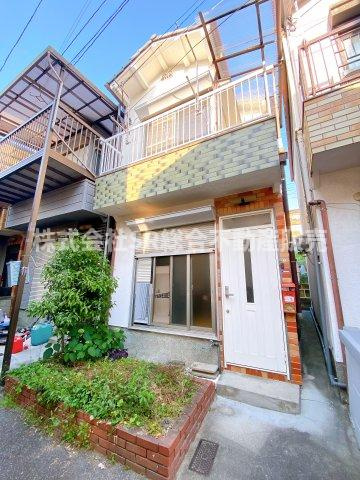 東石切町3丁目中古テラスハウスの外観|オーナーチェンジ物件！現在家賃3.7万円、利回り16.4％で賃貸中！