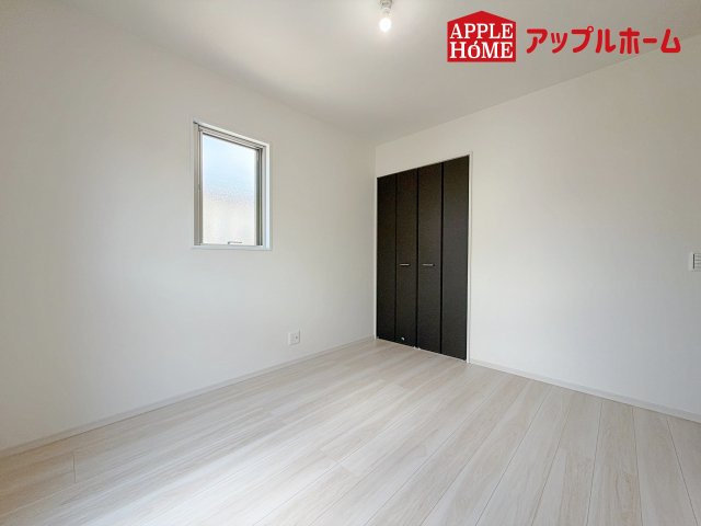 [新築住宅] さいたま市桜区桜田 1期の洋室|居室は全室収納あり！たっぷりある収納活用でお部屋もキレイを保てます♪