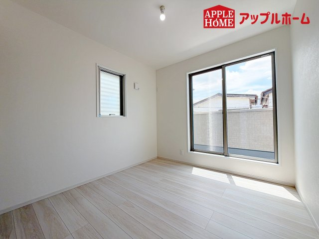 [新築住宅] さいたま市桜区桜田 1期の洋室|居室は全室収納あり！たっぷりある収納活用でお部屋もキレイを保てます♪