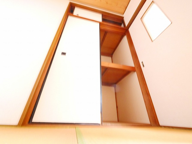 富士荘の収納|大きなものも収納できそうです