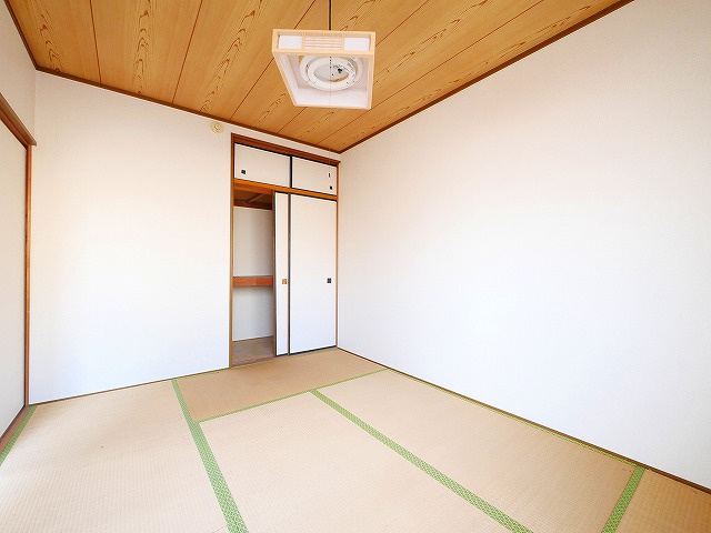 富士荘の和室|来客時にも便利な和室付き