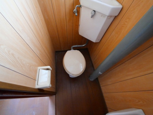 富士荘のトイレ|コンパクトで使いやすいトイレです