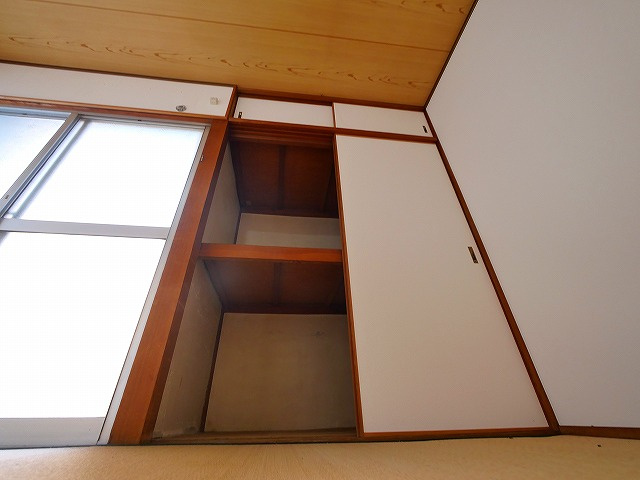 富士荘の収納|専用の収納スペースです