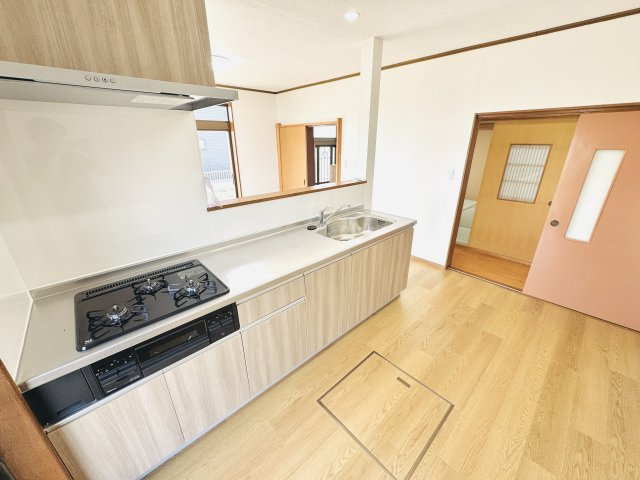 太田市鳥山上町　中古住宅のキッチン