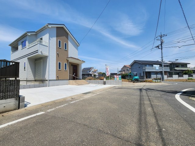 ハートフルタウン 高崎市石原町新築の前面道路含む現地写真|現地撮影