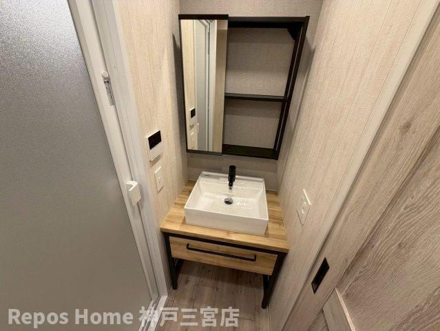 リノスタイル神戸下山手の洗面所