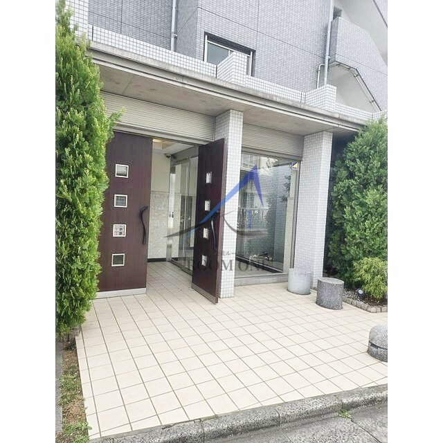 スコラタワーのエントランス|エントランスです。