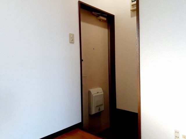 【玄関】 | ニューシティ　クロサワⅠ | 明るい玄関です