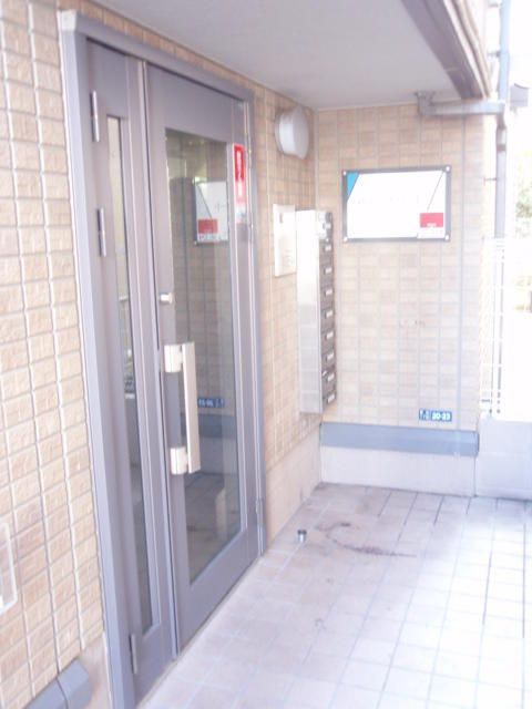 新浜ストリートのエントランス