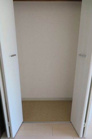 ウィルテラスなんば南の収納
