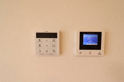 【その他】 | グランヒルHS石垣 | 305　モニター付きインターホン
