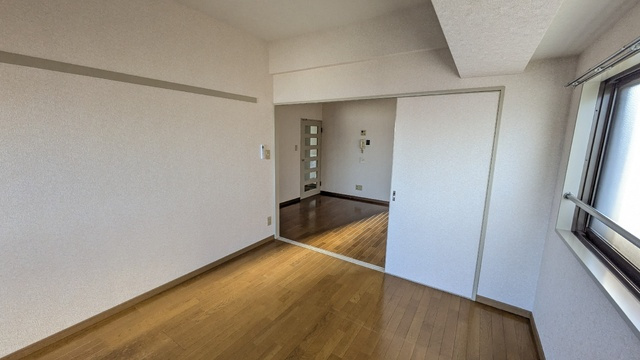 ６帖の洋室のお部屋☆