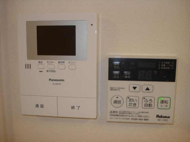 ハピネスの内装|カメラ付インターホン