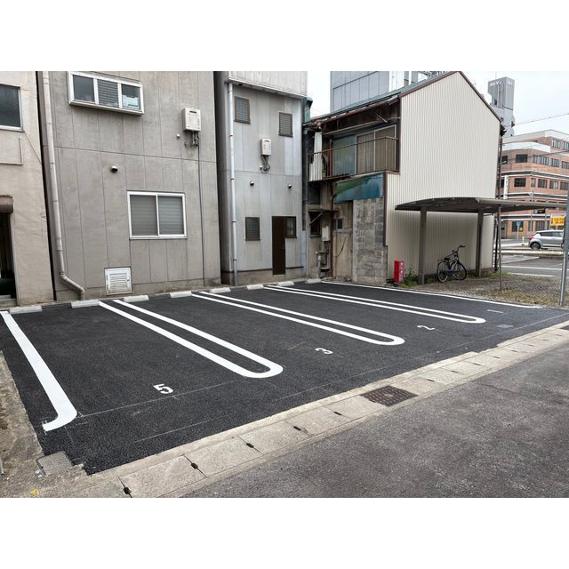 新栄町31駐車場の駐車場