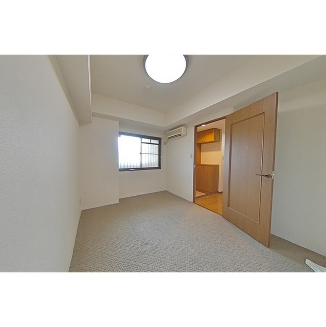ユーハウス長良川　6B号室の内装