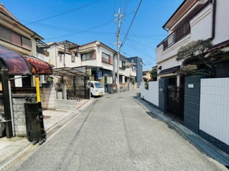 【前面道路含む現地写真】