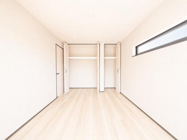 横浜市中区本牧緑ケ丘の新築一戸建の収納|これだけ収納があると助かりますね！
お荷物の多いご家族も安心です！