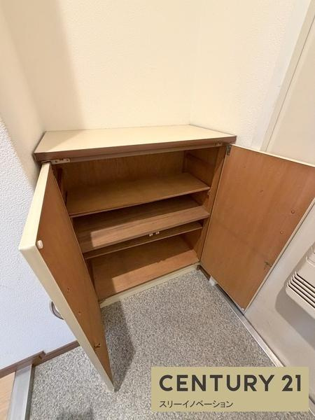 大阪市港区築港３丁目の賃貸マンションの収納|★シューズボックス★