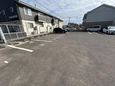 【駐車場】 | エアフォルク　C棟