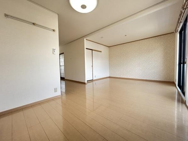 【居間・リビング】 | エアフォルク　C棟