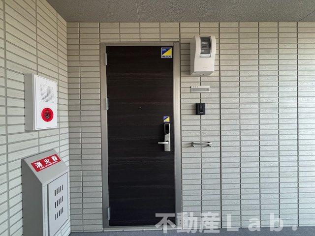 アムール宇土のエントランス|※同一建物別号室のお写真です。