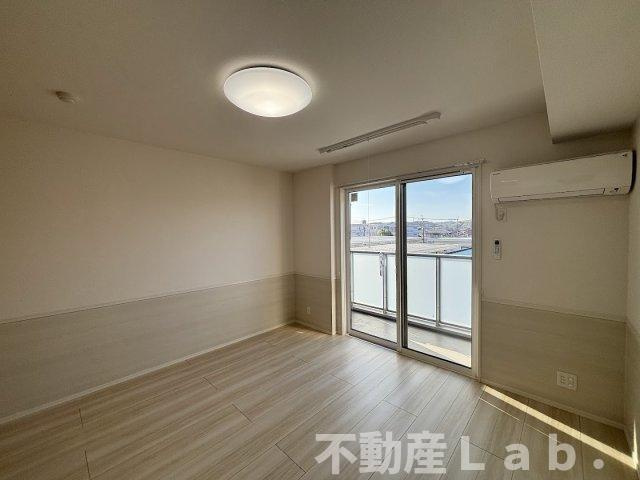 アムール宇土の居間・リビング|※同一建物別号室のお写真です。