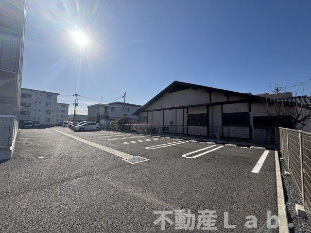 アムール宇土の駐車場