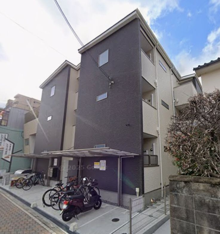 レーヴ茨木元町の外観