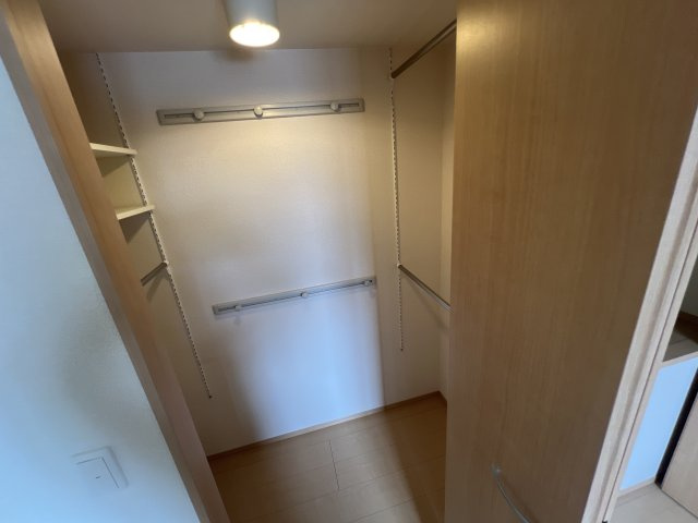 ウィル城北の玄関