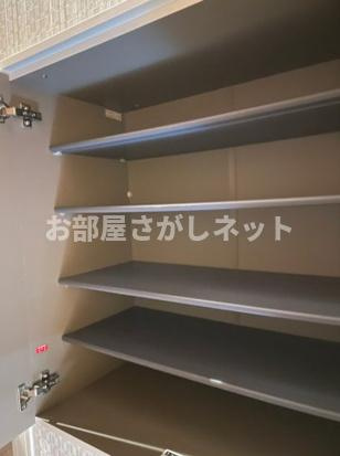 台東区谷中２丁目のアパートの収納