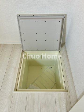 足立区大谷田5丁目新築分譲住宅の収納|床下収納