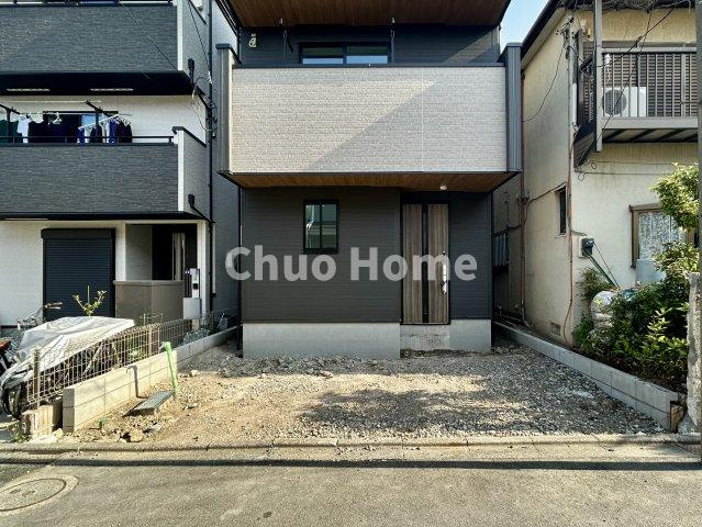 足立区大谷田5丁目新築分譲住宅の駐車場|カースペース