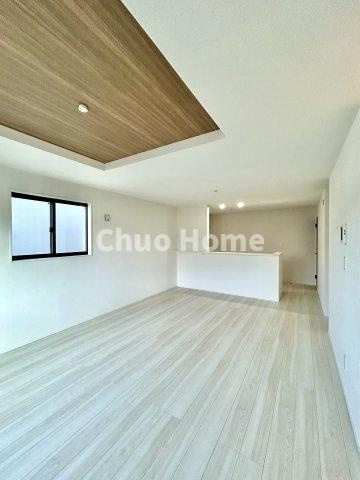 足立区大谷田5丁目新築分譲住宅の居間・リビング|居間リビング