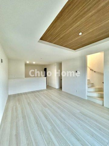 足立区大谷田5丁目新築分譲住宅のキッチン|ダイニングキッチン