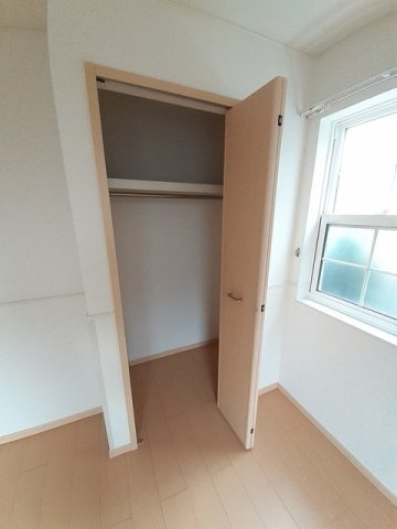 フラワーコートの収納|小物を収納するのに便利です