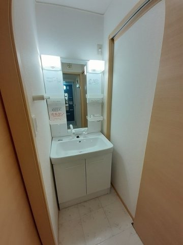 フラワーコートの洗面所|コンパクトで使いやすい洗面所