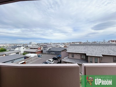 レジデンス林先の展望