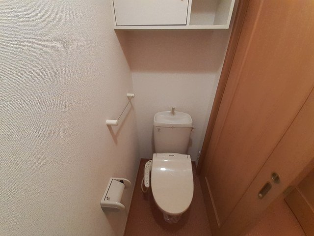 フェイバーレジデンスⅠのトイレ|落ち着いたトイレです