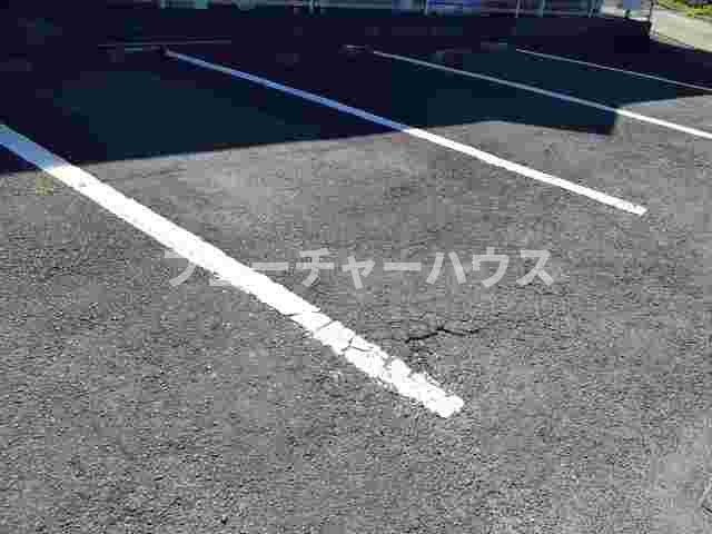 ウィナーズ・パレスの駐車場|駐車場に車を止められます