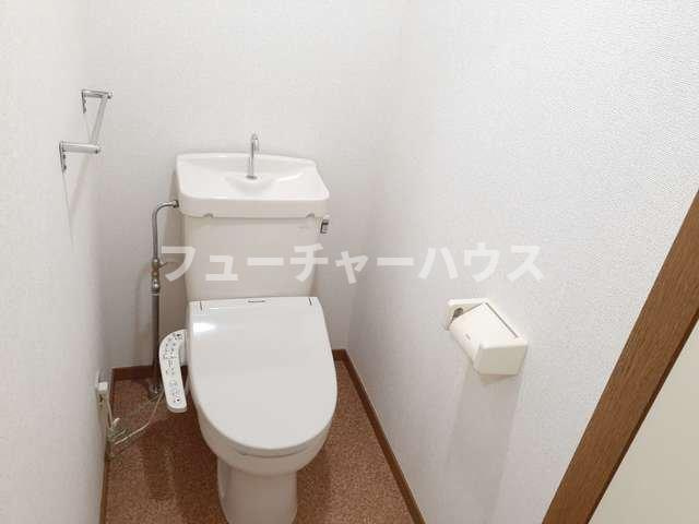ウィナーズ・パレスのトイレ|コンパクトで使いやすいトイレです