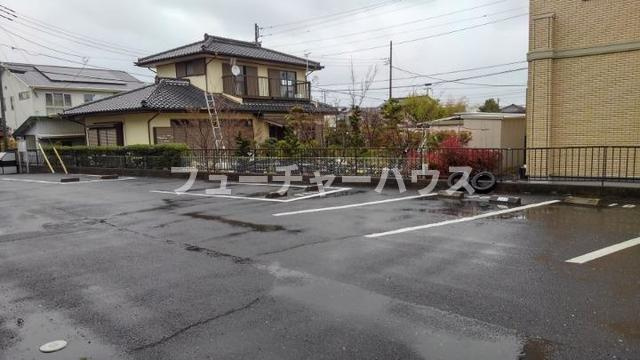プラドール鈴木のその他