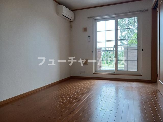 オークヴィレッジⅠの居間・リビング